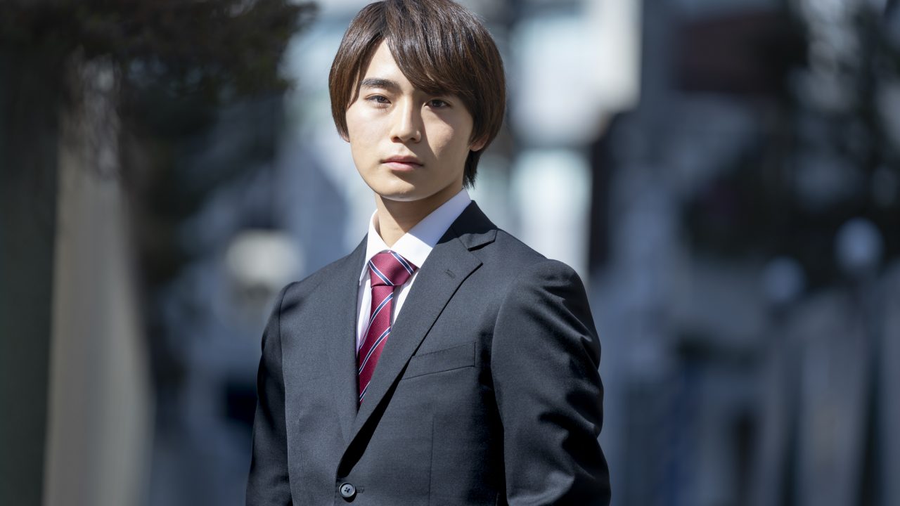 男性/20代/スーツ/就活