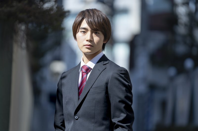 男性/20代/スーツ/就活
